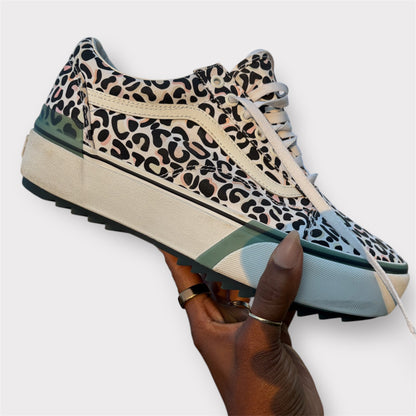 Pre-Loved – Color-Changing Vans Sneakers, Size 12W, 10.5M