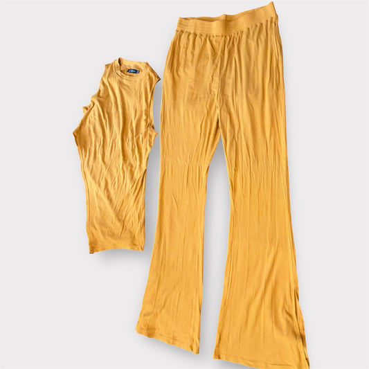Pre-Loved, Tall Fit – TJL Collection Mustard Set, Size XL 38 inseam